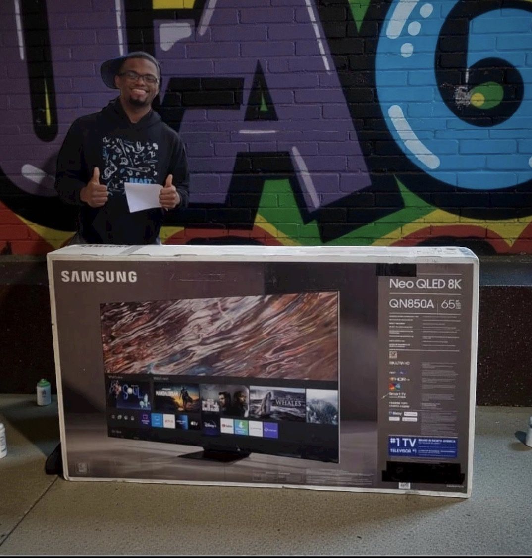 65 “ Samsung Smart 8K NEO QLED HDR 120HZ TV