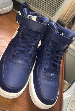 NAVY BLUE AIR FORCE 1S HIGHTOP SIZE10