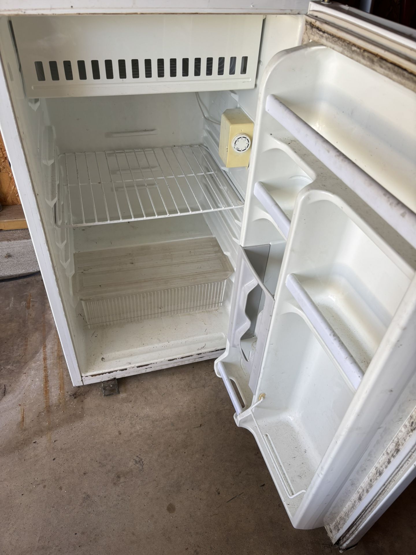 Mini Fridge For Garage