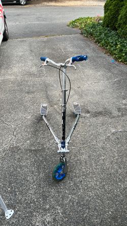 Trikke scooter three wheel no kick ride