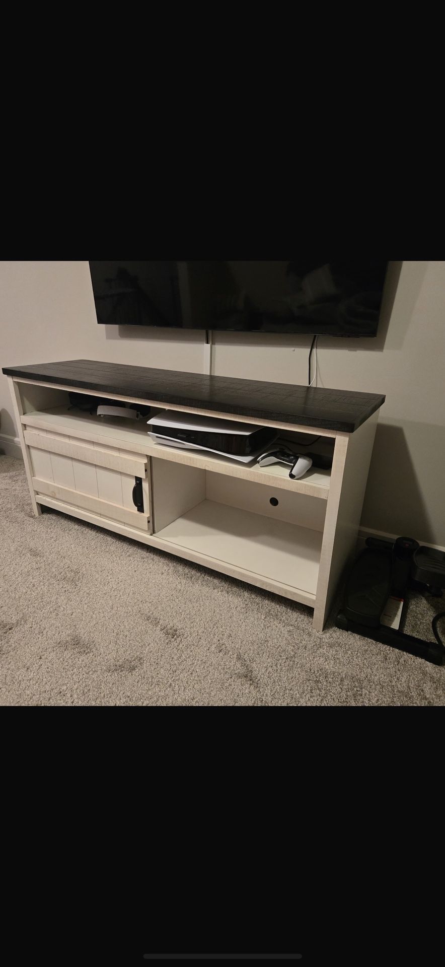 ✨ Modern Farmhouse TV Stand / Entertainment Console – Excellent Condition ✨