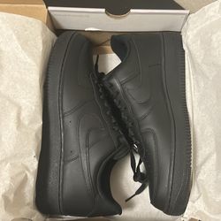 Air Force 1 all black size 11