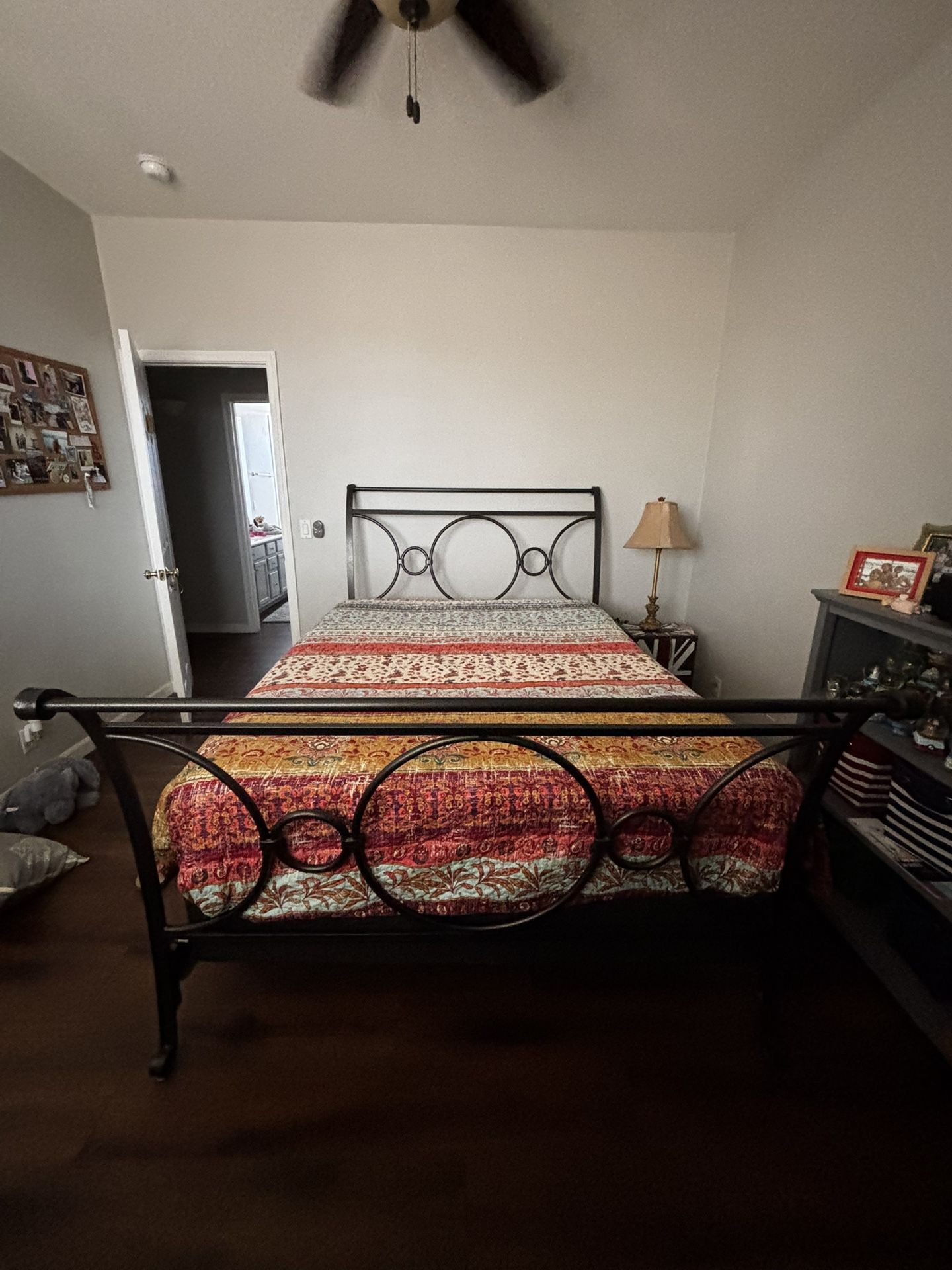 Queen Wrought Iron Sleigh Bed frame 