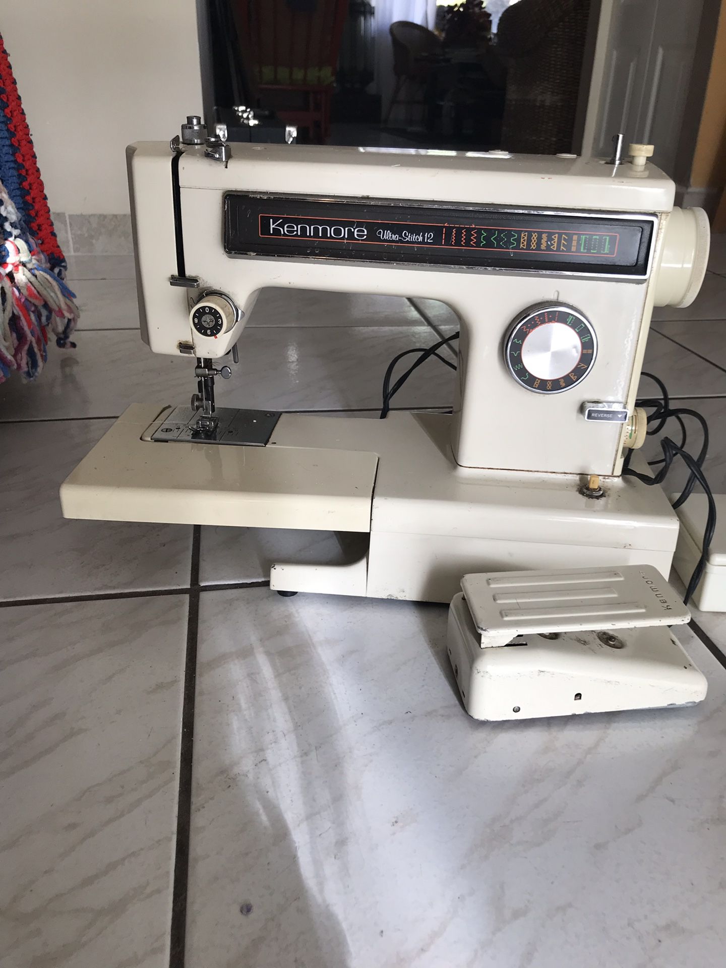 Super Clean Kenmore Ultra Stitch 12 free Arm Sewing Machine 120V 1Amp Dual Belt