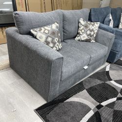 GRAY LOVESEAT 