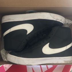 Nike Blazer