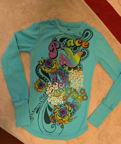 Hide & Seek Jerry Leigh "Peace"  Long Sleeve Shirt Junior Size Med