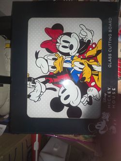 🧚‍♀️ NEW  Mickey Mouse Or Winnie The Pooh Glass Cutting Board. Price Is Choice.  See All Pics
