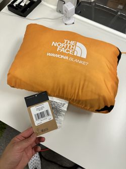 North Face Wawona Yellow Blanket