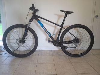 Marin Bobcat Trail 3 Hardtail Mountain Bike - 29" Wheels (Light City Use Only)