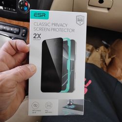 ESR Classic Privacy Screen Protector 