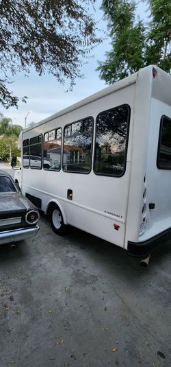 2017ford 350bus