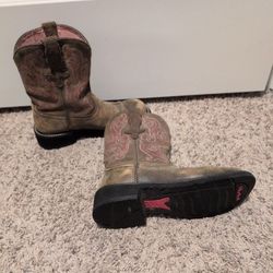 Ariat 9B Boots