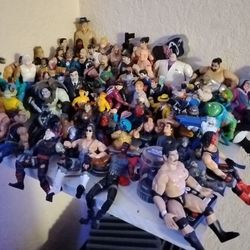 Action Figures 