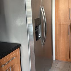 Frigidaire 36 in. 26 cu. ft. Standard Depth Side by Side Refrigerator in Stainless Steel.    FRSS2623AS