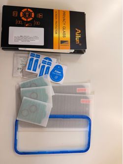 iPhone 15 plus privacy screen protector with camera protection