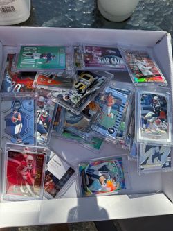 NFL Football Trading Cards Lot