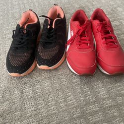 2 Barely worn sneakers Size 8.5