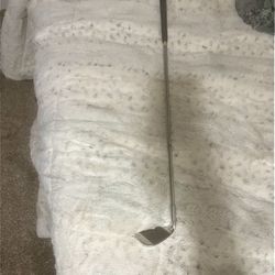 Sheer line sand wedge with extended grip right handed