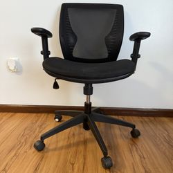 Atwater Mesh Back SynchroTilt Task Chair Black Mesh Fabric Seat/Black Mesh Back/Black 