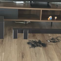 VIZIO - 5.1.2-Channel Soundbar System with 6" Wireless Subwoofer and Dolby Atmos - Black