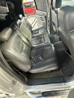 Chevy , Chevrolet, Yukon, Escalade , Tahoe (3 Seat Bench Trade For Captain Chairs )