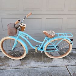 Light Blue Beach Cruiser