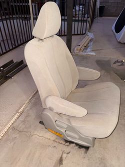 Toyota sienna 2014 seat
