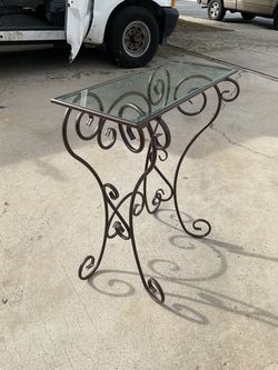 Nice accent table