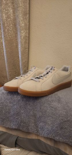 Women's Nike Court Royale Suede size 10