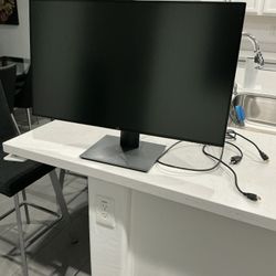 Dell 32” monitor. Power and hdmi cable included.