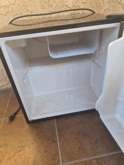 Mini Fridge Haier