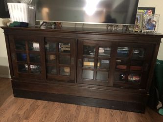 Entertaining Center With Storage 250