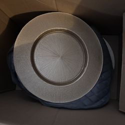 Gold Chargers ( Heavy, Not Plastic)