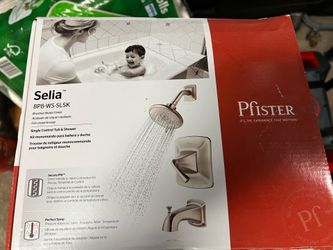 Pfister Selia Set