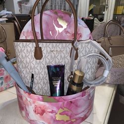Michael Kors Bag With Victoria Secret Set 