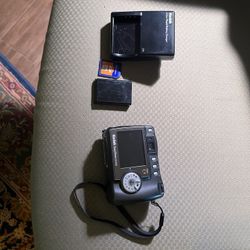Kodak Easy Share DX7630 Camera
