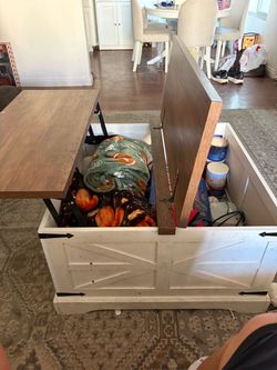 Coffee table with storage