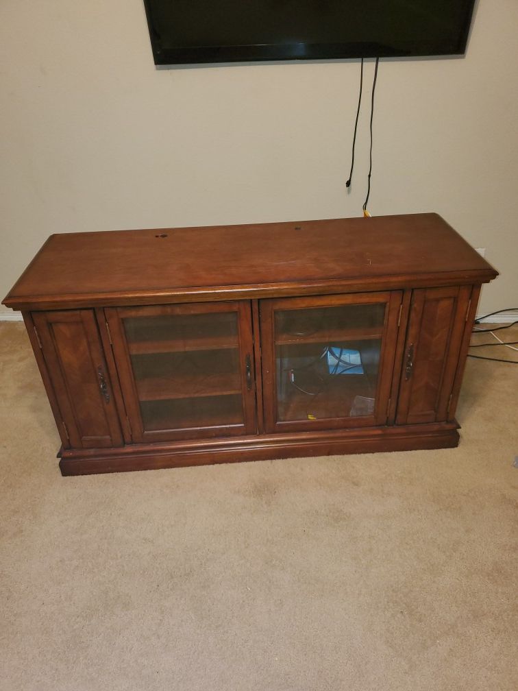 Tv stand