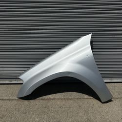 2006-2012 Mercedes GL350 GL450 GL550 Driver Left Fender