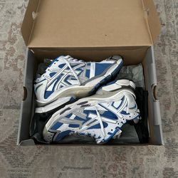 Balenciaga runner ( blue/ white ).