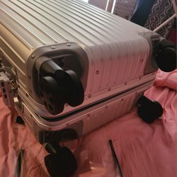 Aluminum  Suitcase With Protective Cover