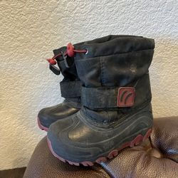 Boys Snow Boots Size 9/10