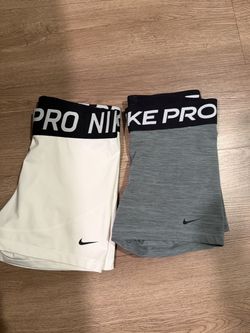 Nike shorts M\L like new!! White and Gray