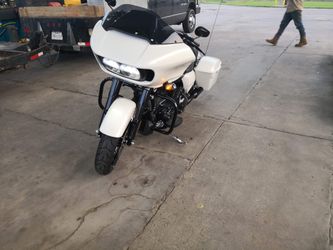 2018 Harley-Davidson FLTRXS Road Glide Special