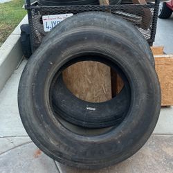 Semi Truck Tires 