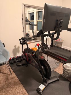 Peloton Indoor Exercise Bike with Screen