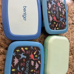 4 Bentgo Lunch Boxes