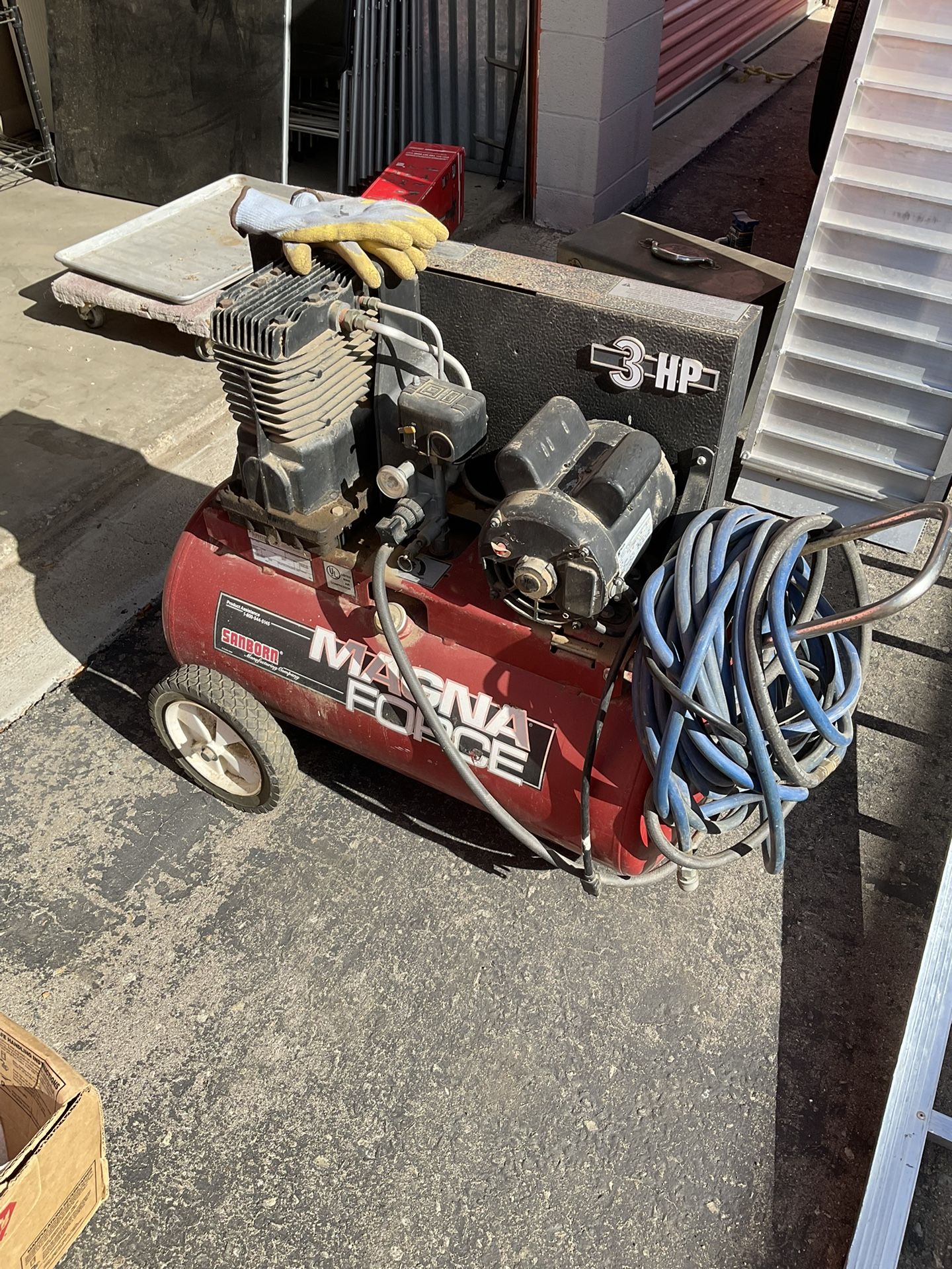 Magna Force 20 Gallon Horizontal Portable Air Compressor