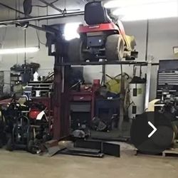 Hydraulic Lift Small Engine Equipment 